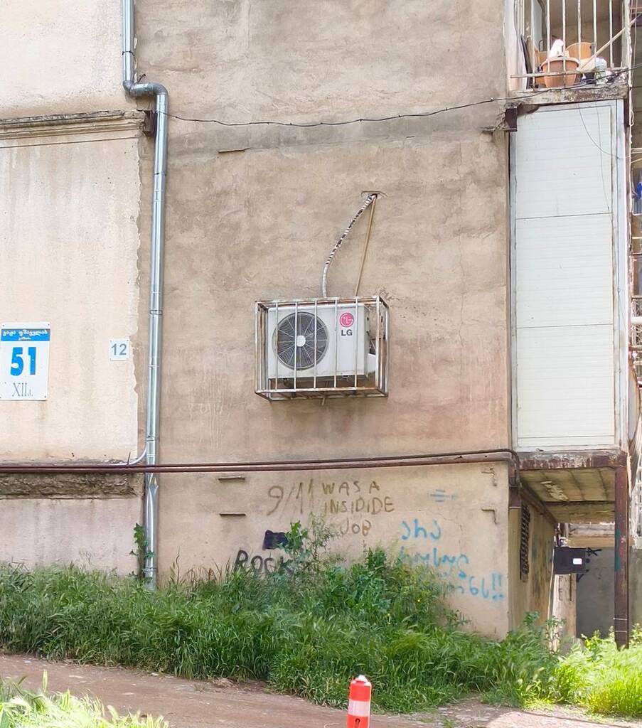 5oG7zOHT1o8v-t-Oaxdm.jpg
